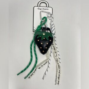 2R. Strawberry Bag Charm